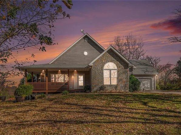 5491 SW County Line Rd, Trimble, MO 64492