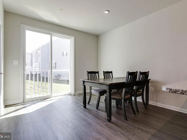 188 Woodgate Cir — Photo 13