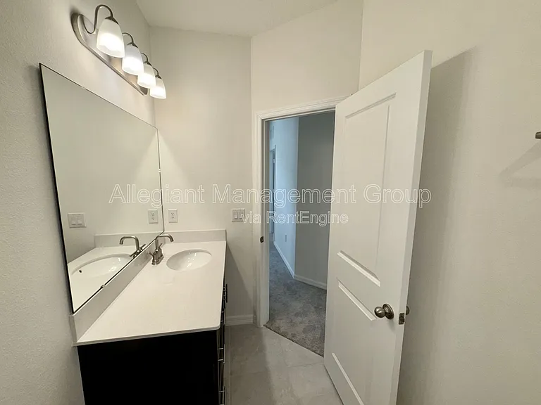 4570 Small Creek Rd — Photo 24
