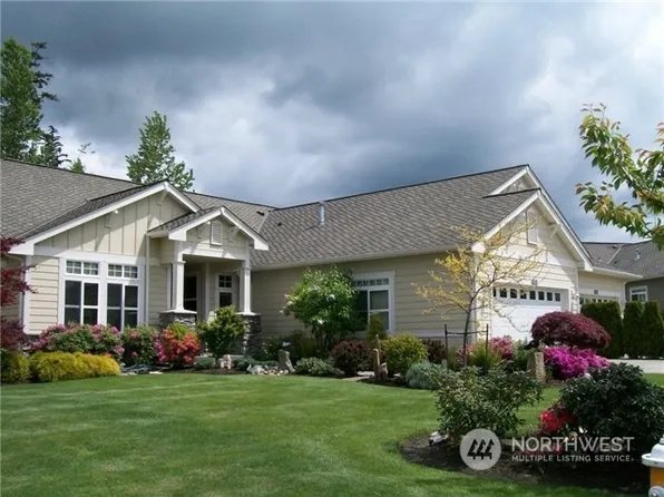 1400 Eagle Ridge Drive Unit 7, Mount Vernon, WA 98274