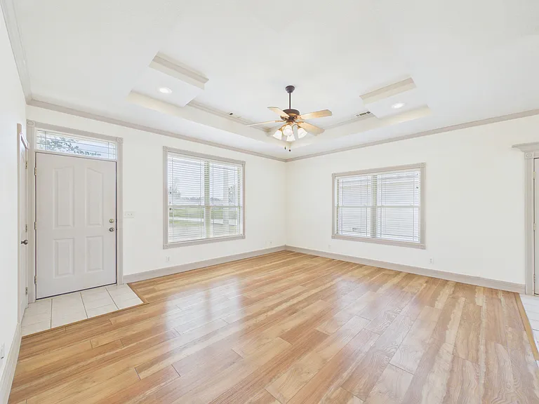 1322 Little Flock Dr — Photo 5