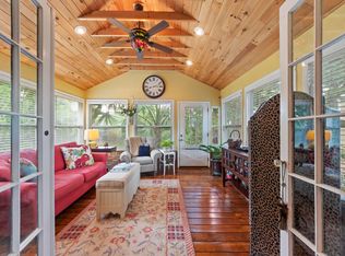 1637 Falmouth St, Charleston, SC 29407