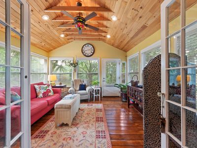 1637 Falmouth St, Charleston, SC, 29407