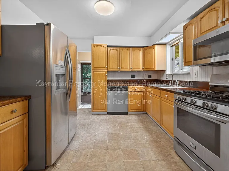 1611 Modoc Ave — Photo 12