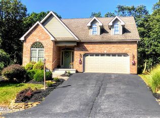 134 Crooked Stick Ln, Hazle Township, PA 18202