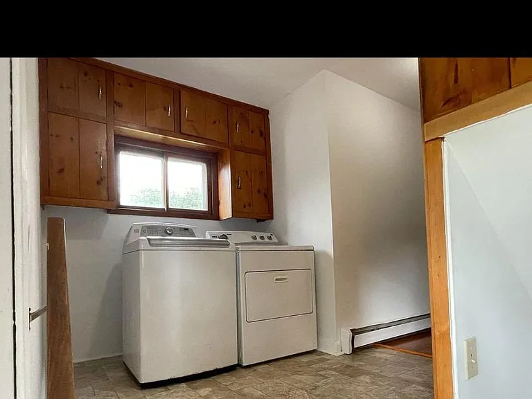 1810 Ryan Ave — Photo 7