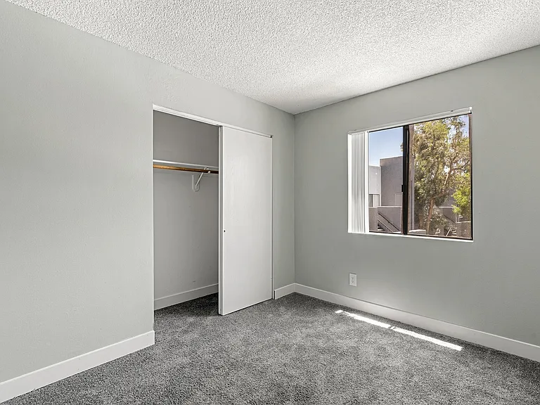 Acacia Hills — Photo 13