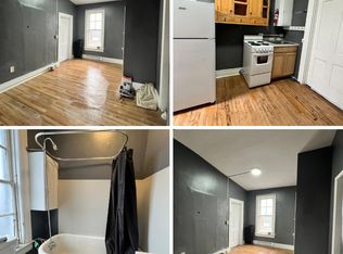 210 W Martin St #4, Martinsburg, WV 25401