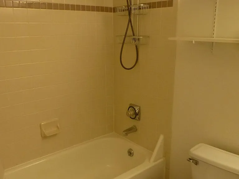 2727 Folsom St #107 — Photo 8