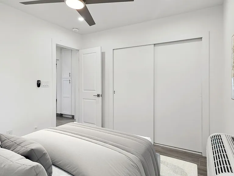 Palm Terrace Apartments — Photo 7