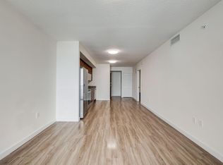 Downtown 5th, Miami, FL 33132