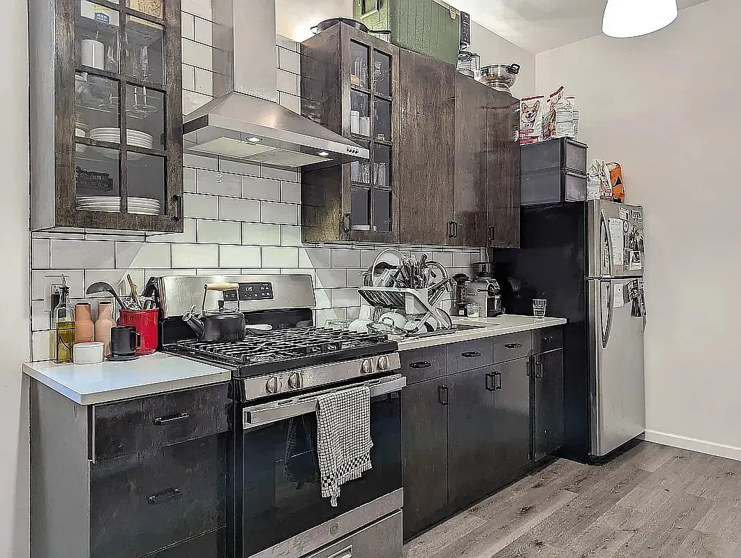 220 Stockholm Street — Photo 4