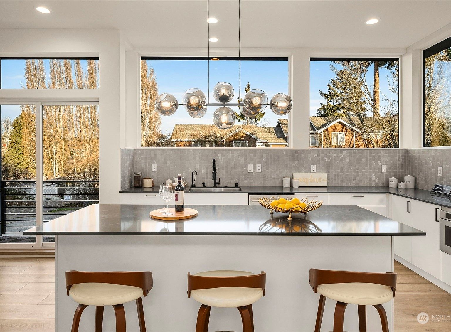 3111 Queen Anne Avenue N, Seattle, WA 98109 MLS 2036935 Zillow