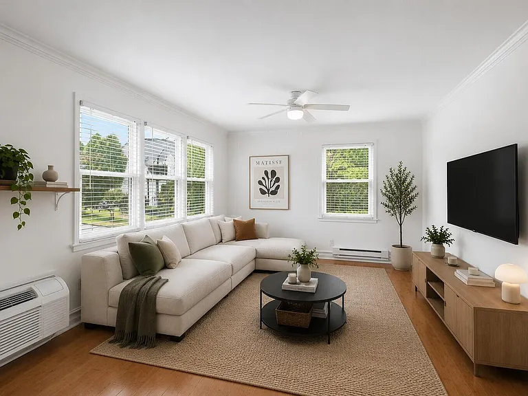 635 Daniels St #A — Photo 5