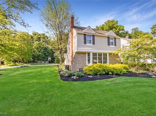 24603 E Oakland Rd, Bay Village, OH