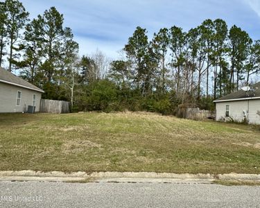 Devin Ct #18, Gulfport, MS, 39503