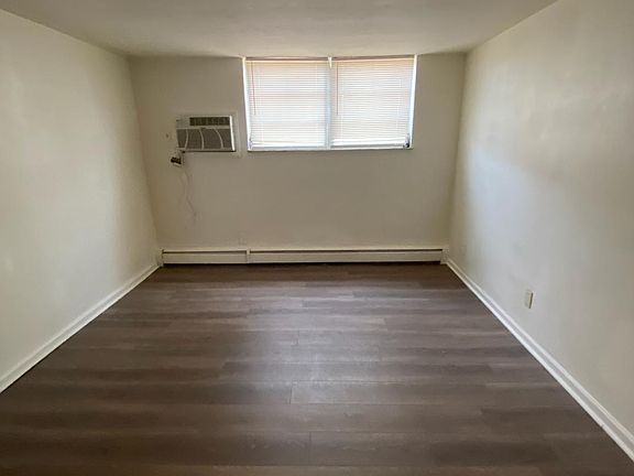 2nd image of 3310 Camvic Ter #11295358