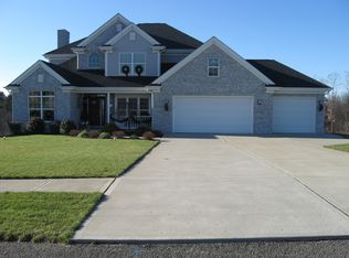 129 Ericson Cir, Beaver, PA 15009