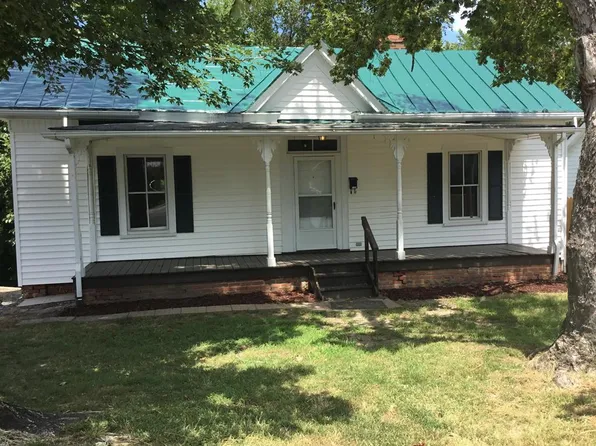 1400 Fenton St, South Boston, VA 24592