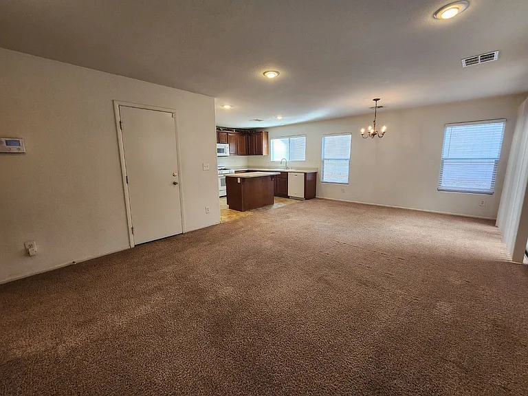 7271 Proud Patriot St — Photo 10