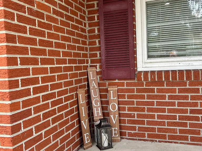330 Covington Rd — Photo 23