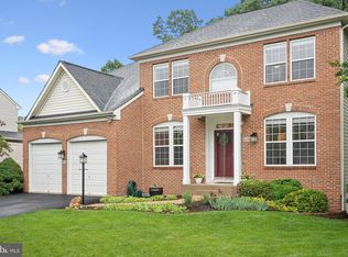 8479 Catia Ln, Springfield, VA 22153