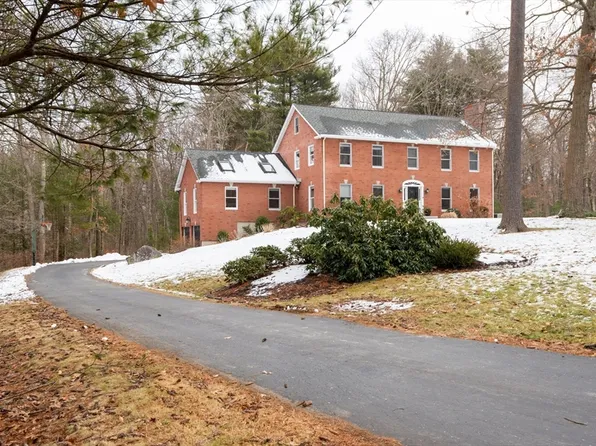 12 Brook Meadow Ln, Georgetown, MA 01833