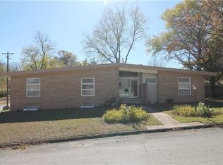 223 E Pine St, Independence, KS 67301
