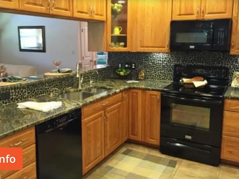 8641 Flame Vine Ave — Photo 6
