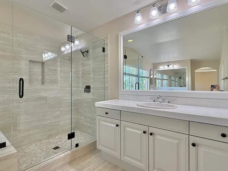 10570 Gaylemont Ln — Photo 37