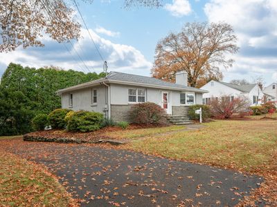 735 Chickadee Lane, Stratford, CT, 06614