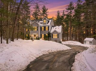 5 Stone Fence Dr, Derry, NH 03038