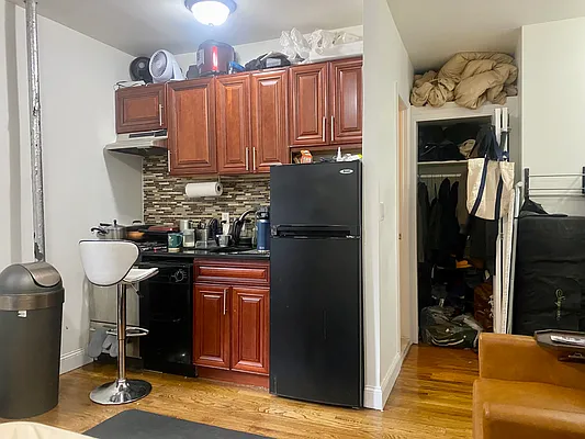 Rented by Corcoran | media 8