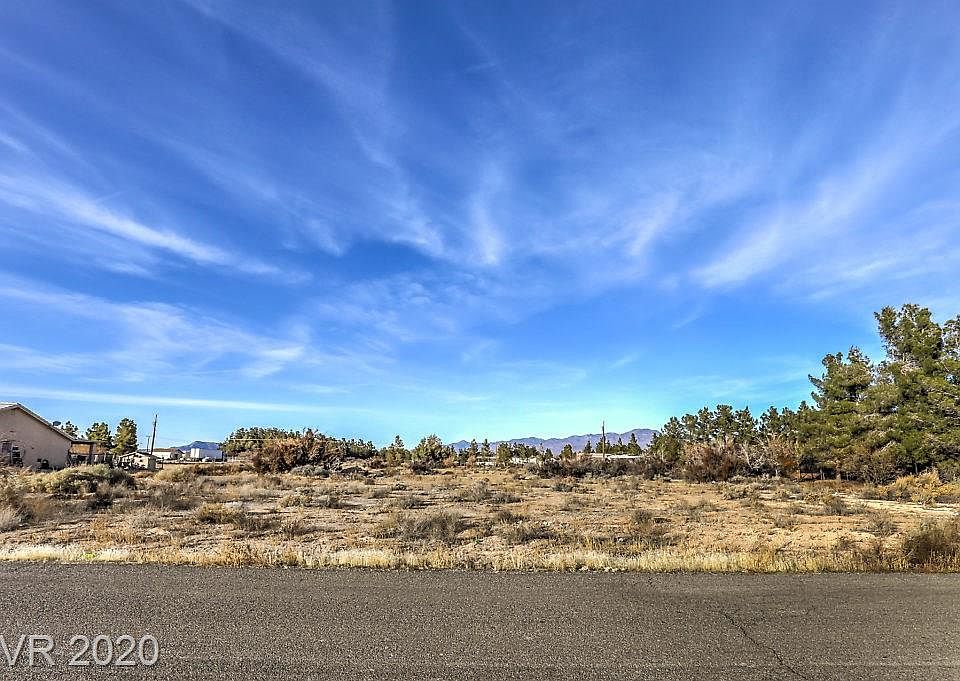 1st image of 3100 E Navajo Blvd