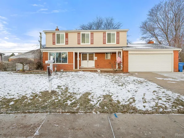 30133 Aleta Cir, Warren, MI 48093