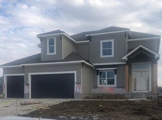 2601 SW River Trail Rd, Lees Summit, MO 64082