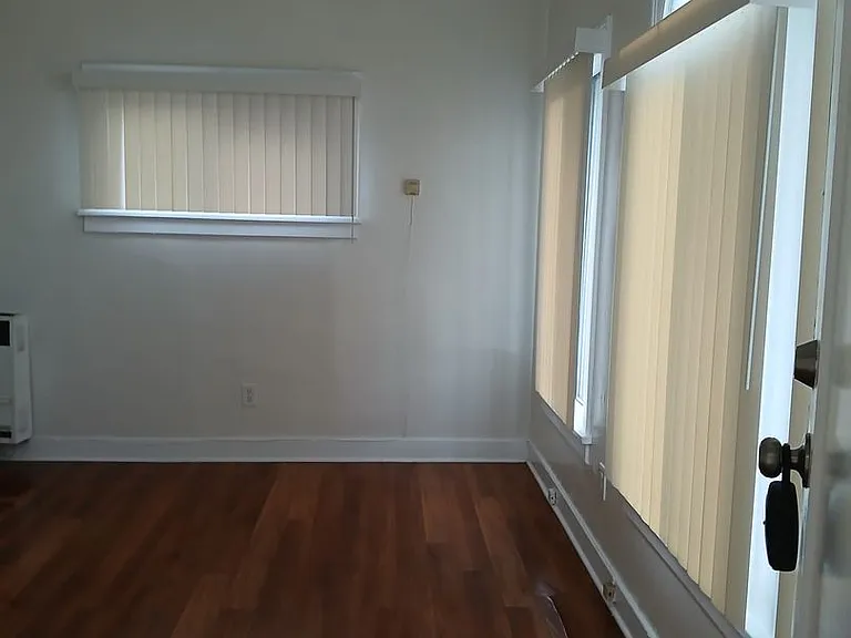314 S Catalina St — Photo 19
