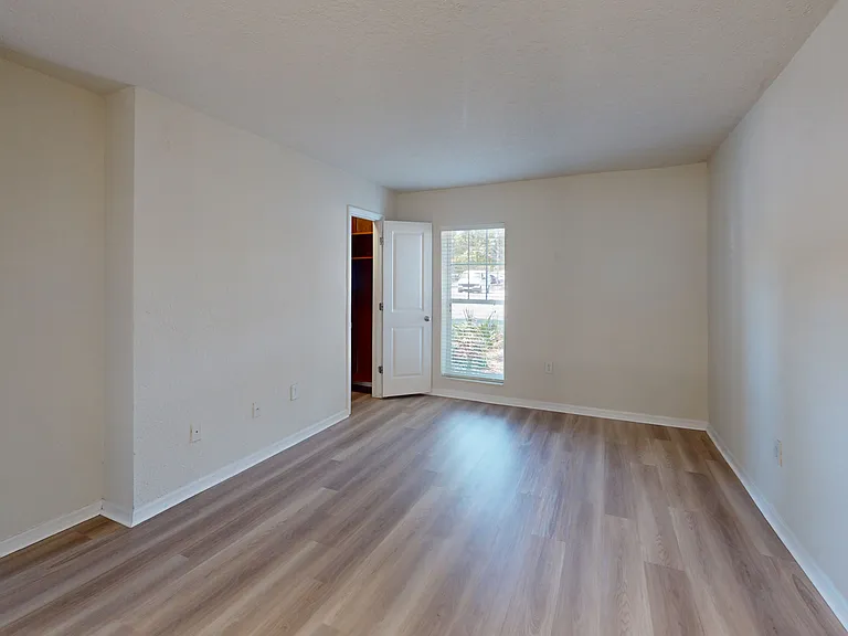 The Breyley Apartments — Photo 54