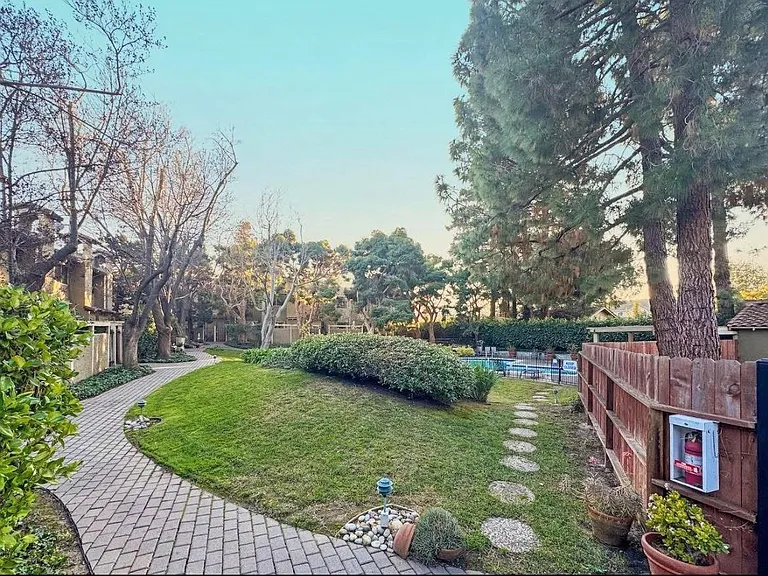 W Rincon Ave — Photo 14