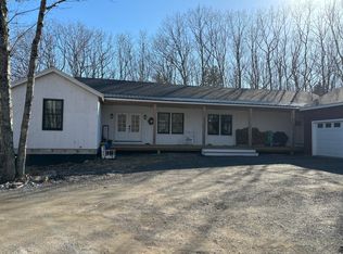 146 Gurney St, Rockport, ME 04856