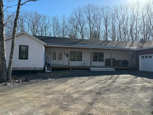 146 Gurney Street, Rockport, ME 04856