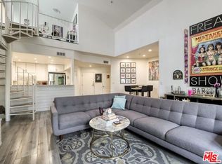 4477 Woodman Ave APT 304, Sherman Oaks, CA 91423