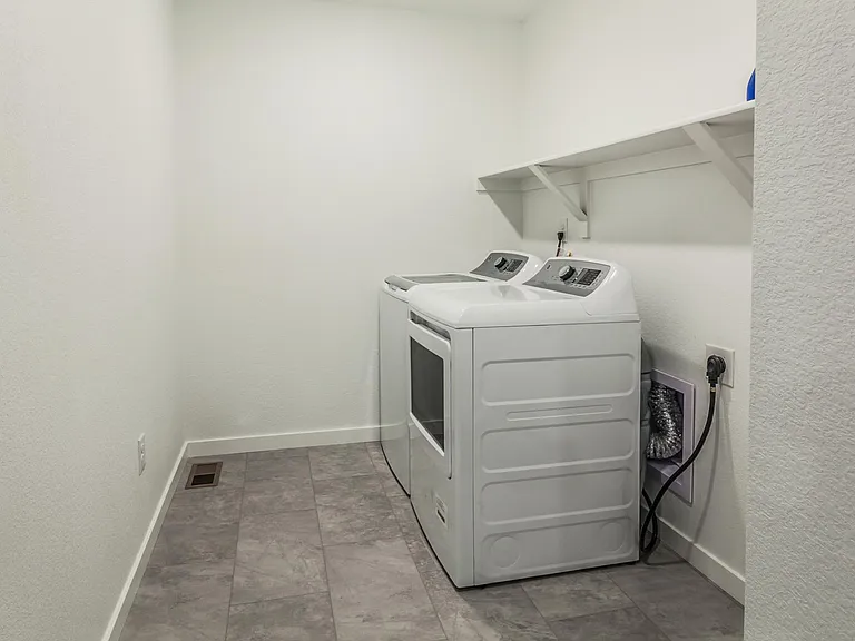 509 Yeager St — Photo 27