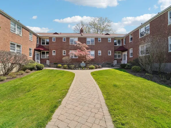 13 Bryant Crescent #2C, White Plains, NY 10605