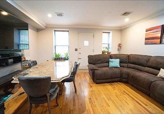 5th image of 160 W 133rd St #1