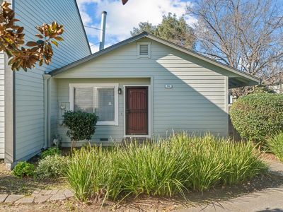 352 Harvest Ln, Santa Rosa, CA, 95401