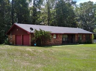 1060 Holt Dr, Port Gibson, MS 39150