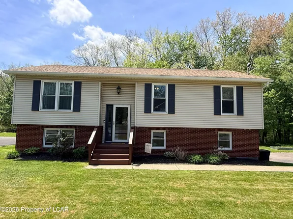 530 Hillside Dr, Hazle Township, PA 18202