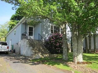 10 Brainerd Rd, Branford, CT 06405