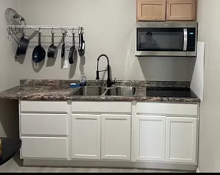 7436 Navigation Blvd #8 — Photo 6